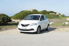 Lancia Ypsilon nella stupenda Baia Santa Reparata, Santa Teresa Gallura