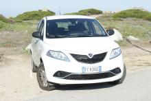 Lancia Ypsilon nella stupenda Baia Santa Reparata, Santa Teresa Gallura